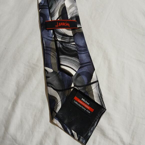 J.Garcia Mickey Limited Edition Collection Forty-Five 100%Silk Grey/Blue/Black - Picture 5 of 8